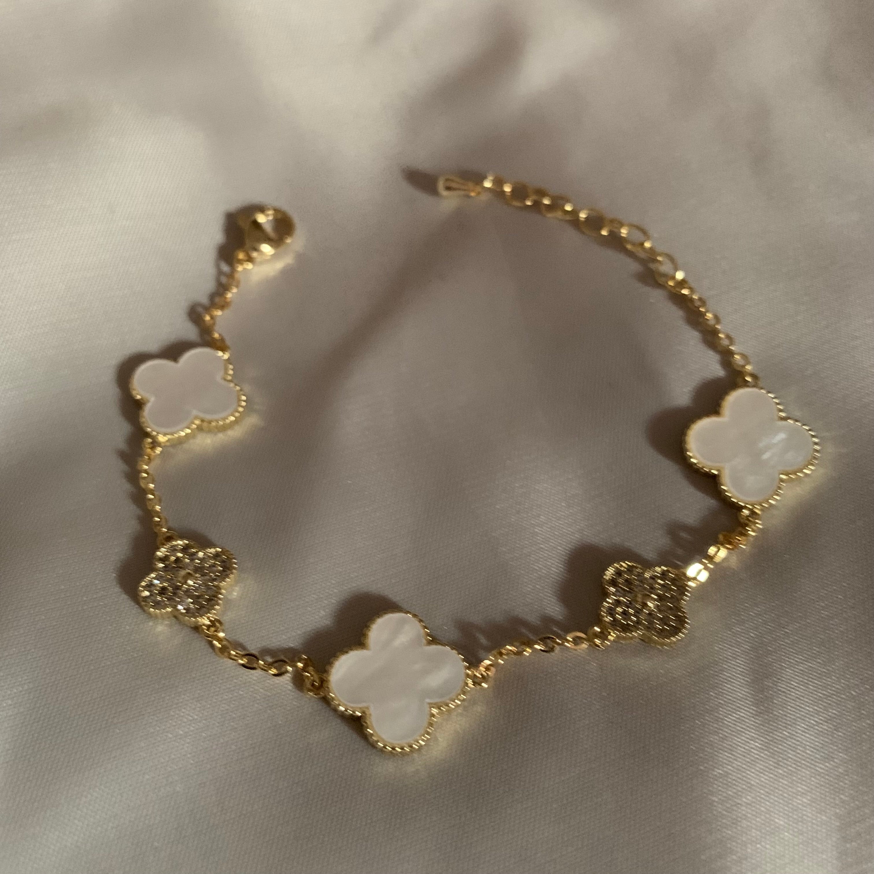 Seline Clover Bracelet