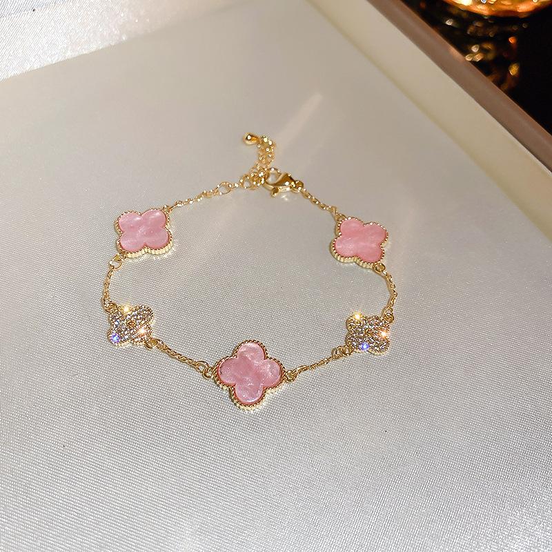 Seline Clover Bracelet