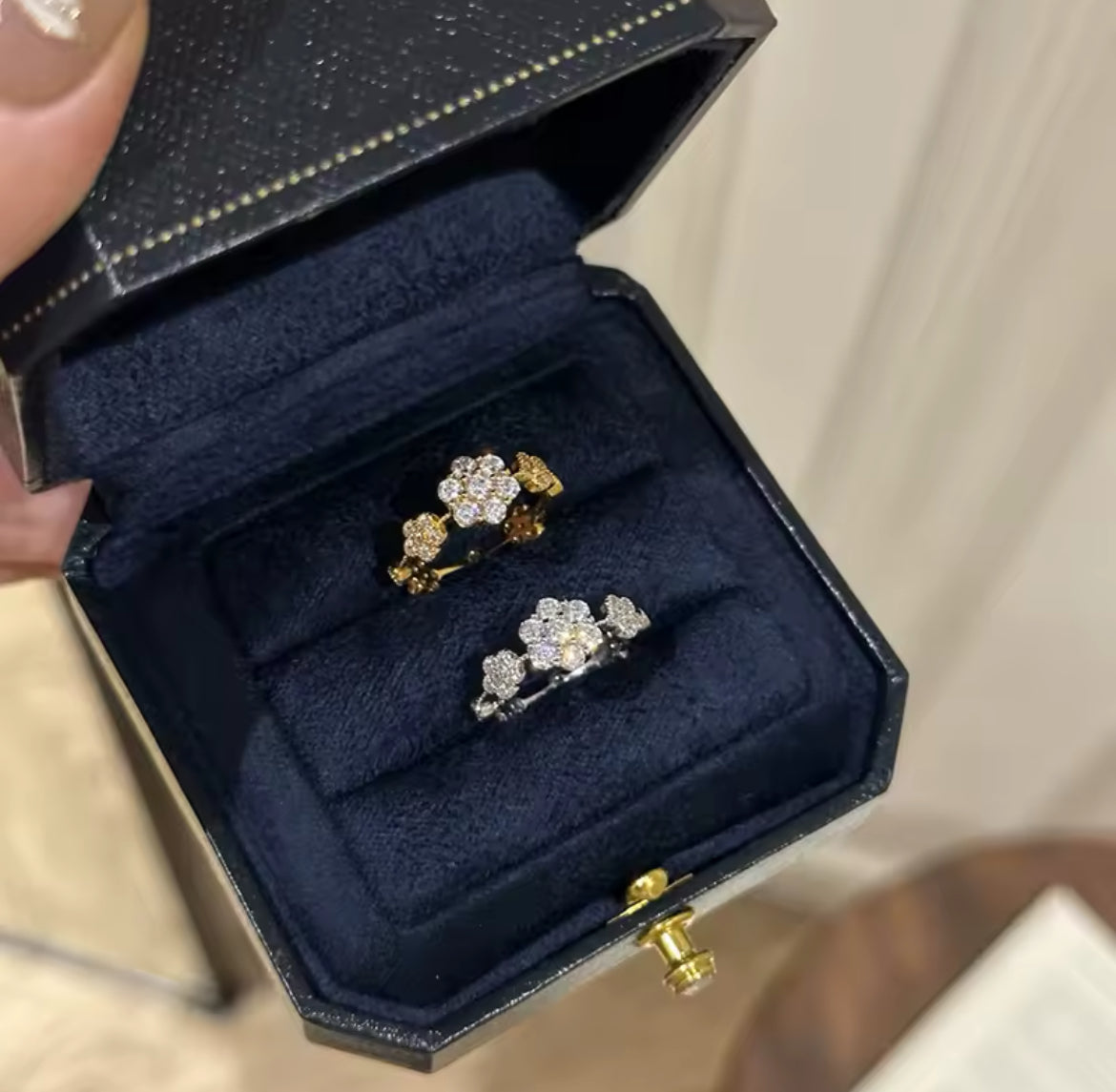 Laya Crystal Ring