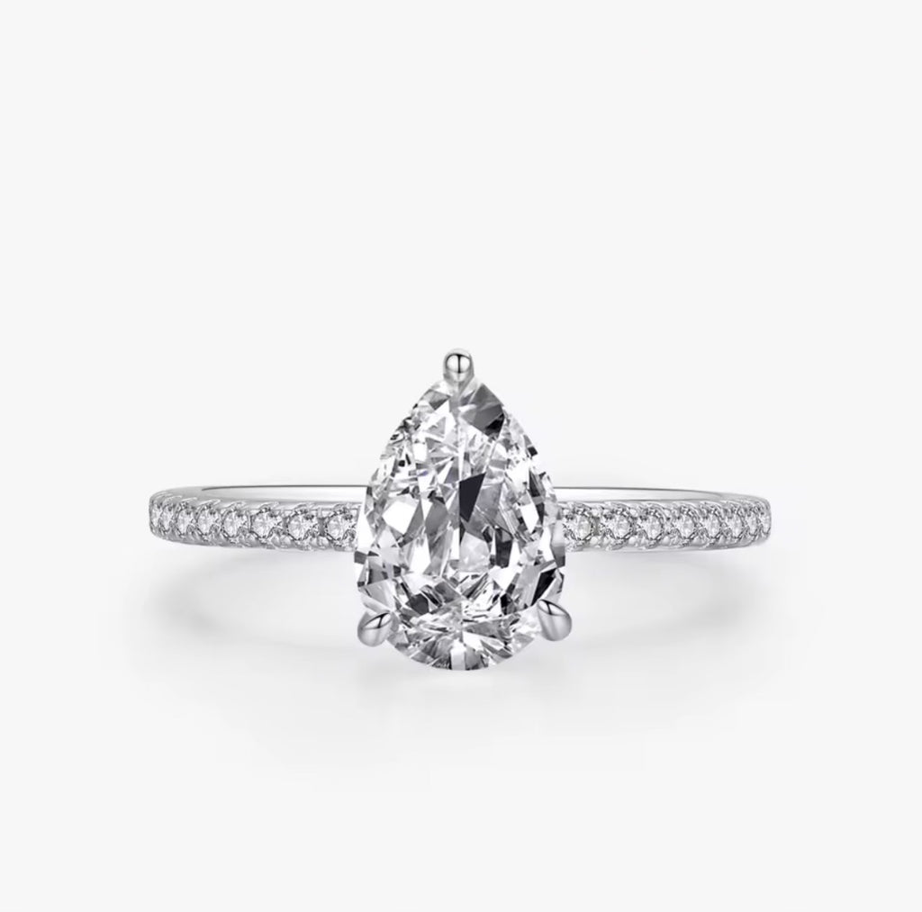 Hera Pear Cut Ring