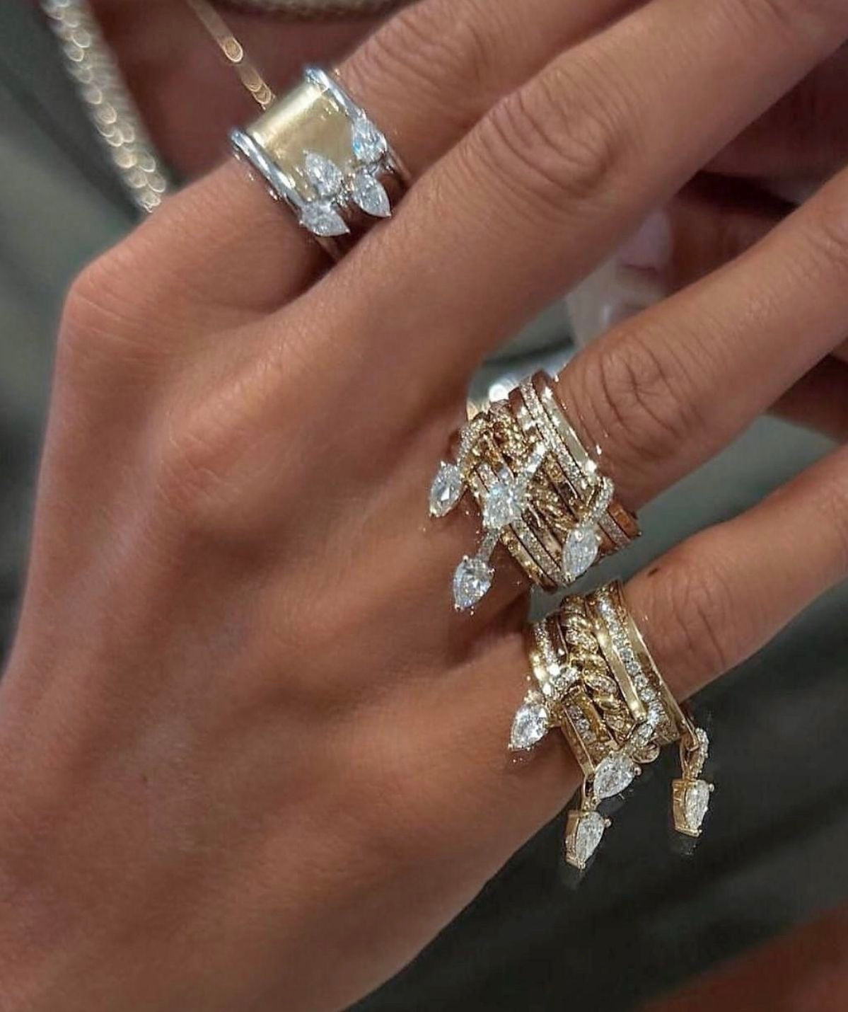 ADIRA Ring