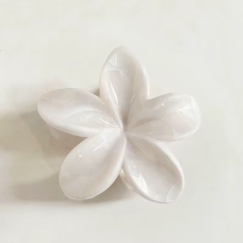 Mishi Hair Claw