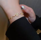 Kyra Flower Bracelet